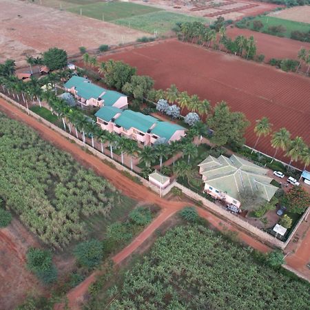 Krishna Heritage Resort Badami Exterior foto