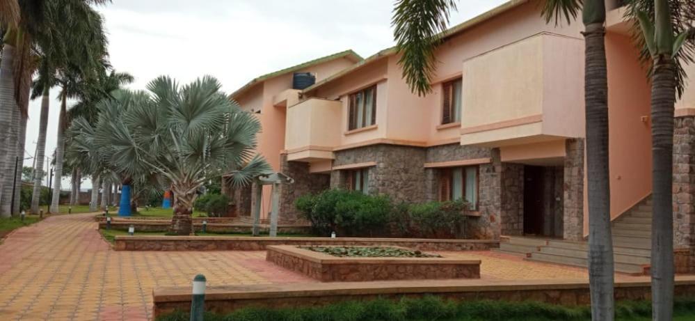 Krishna Heritage Resort Badami Exterior foto